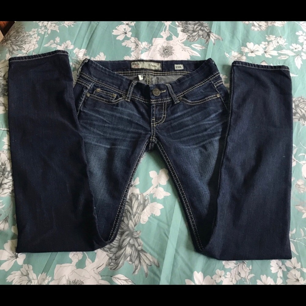 BKE,  size 25, Straight leg jeans!